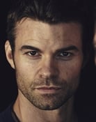 Daniel Gillies